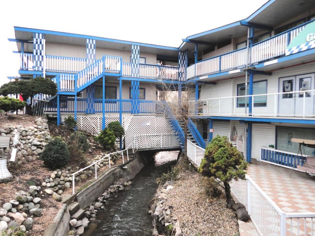 Blue Stream Motel Vernon Dış mekan fotoğraf