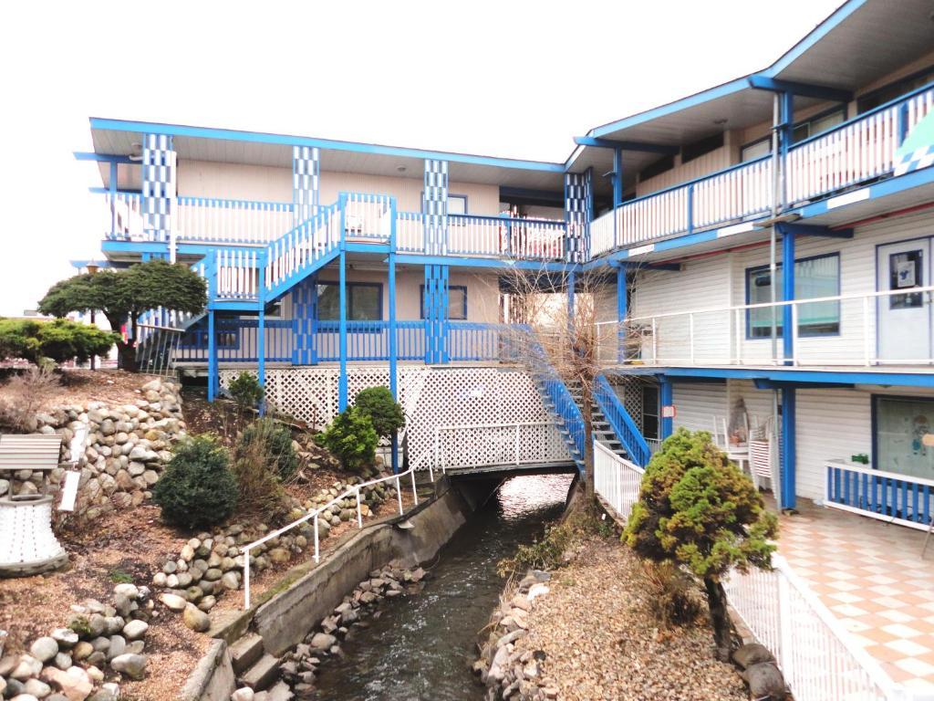 Blue Stream Motel Vernon Dış mekan fotoğraf